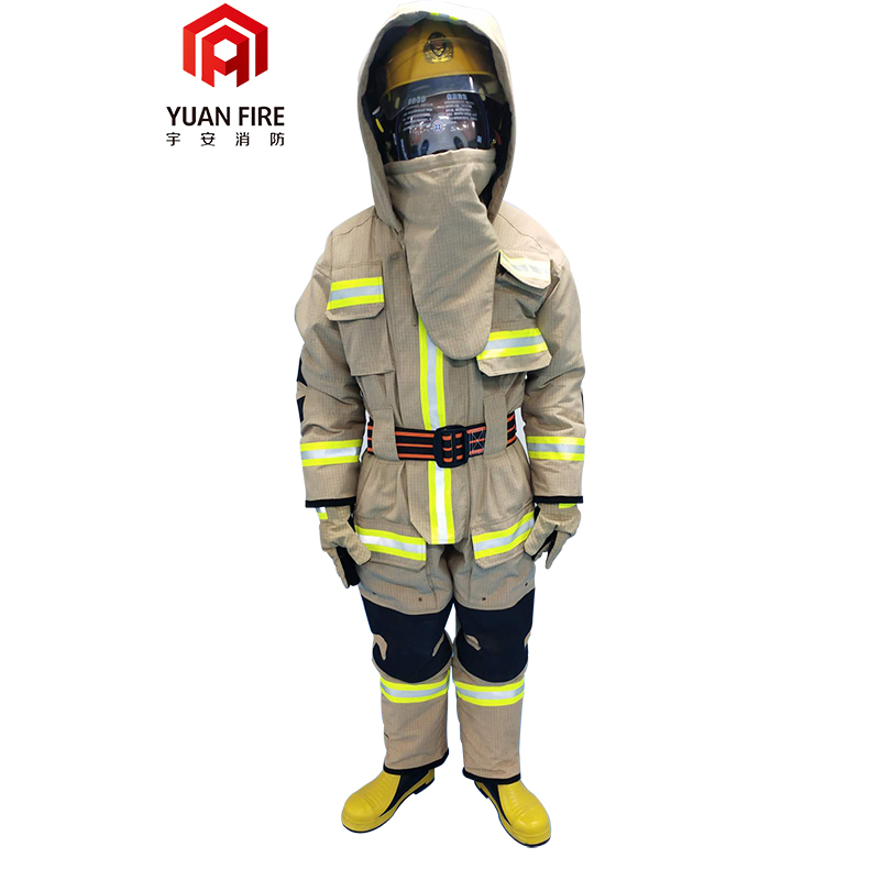 连体式灭火防护服